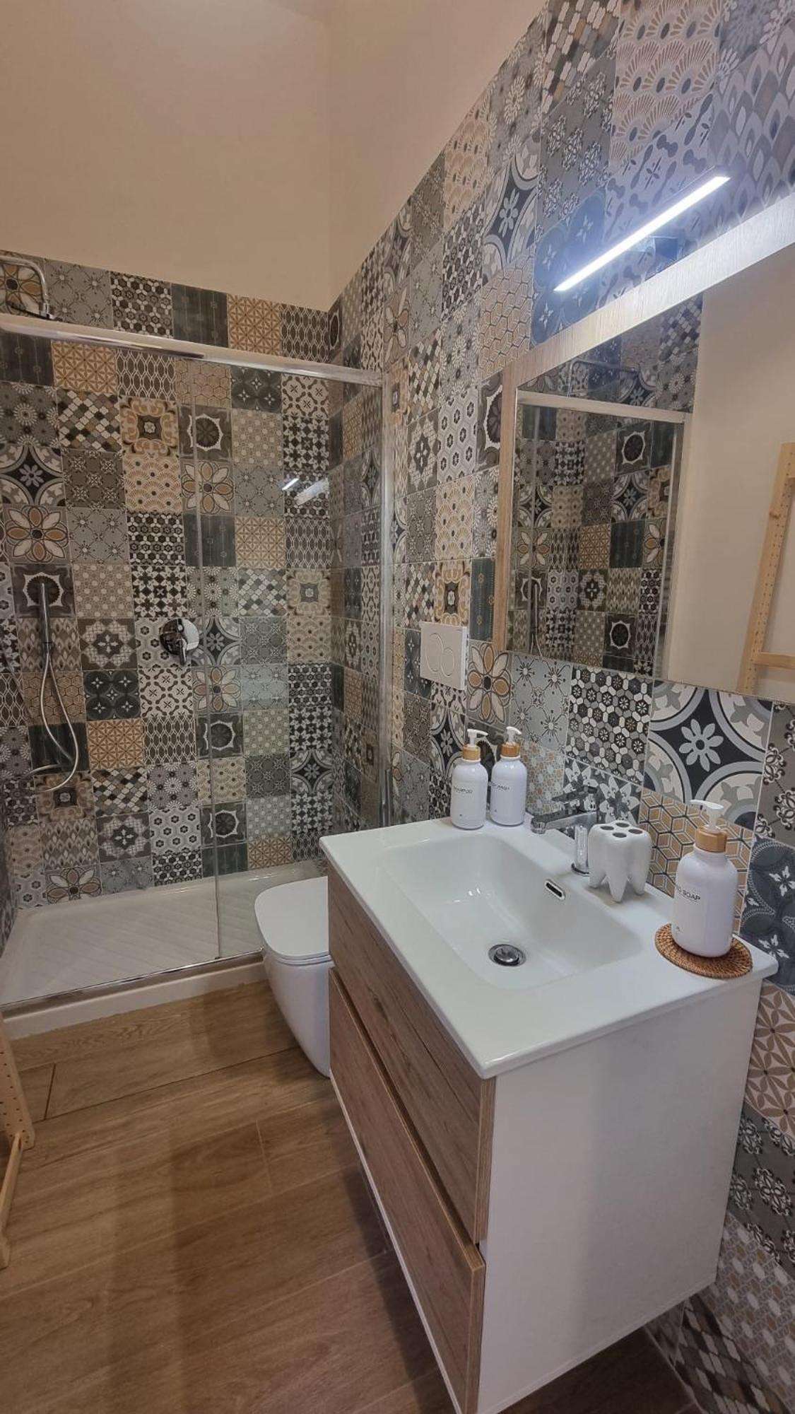 San Carlo Apartments B&B Caserta Esterno foto